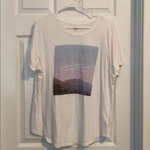 Old Navy Graphic Tee